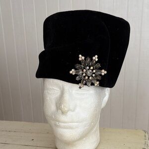 Elegant Vintage Black Velvet Pillbox Hat with Crystal Brooch